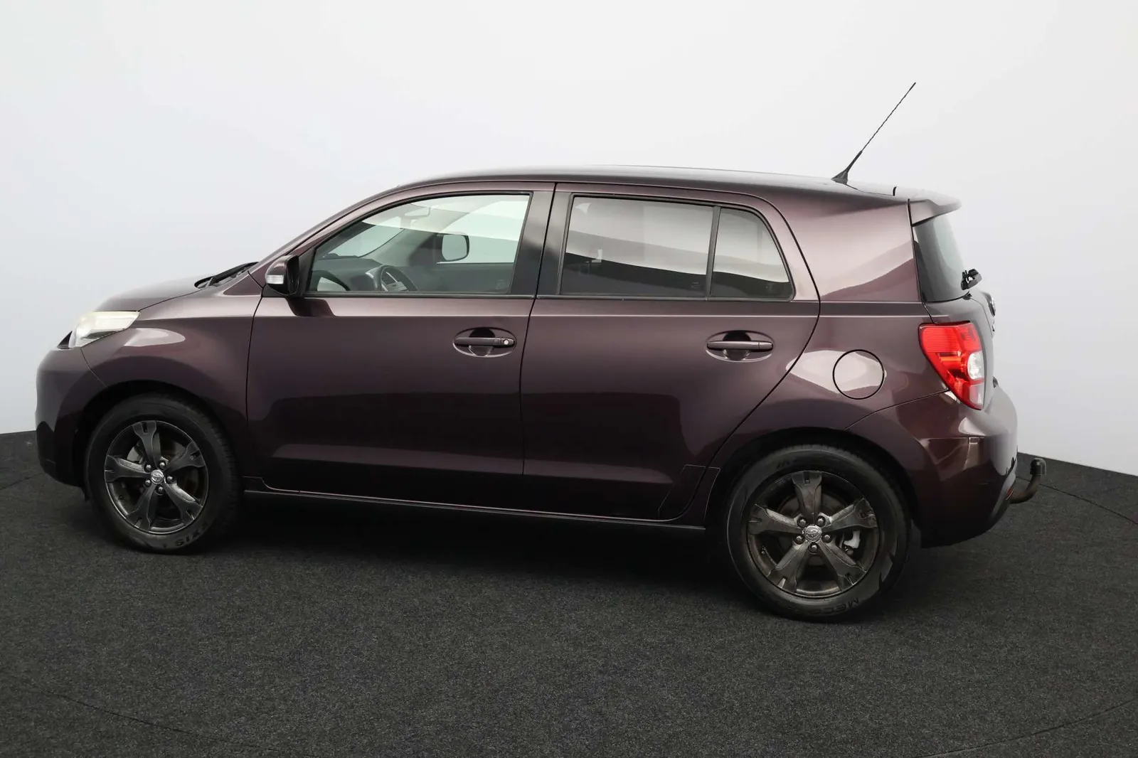 Toyota Urban Cruiser 2009 photo 3