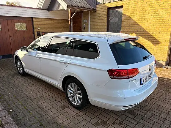 Volkswagen Passat 2018 photo 3
