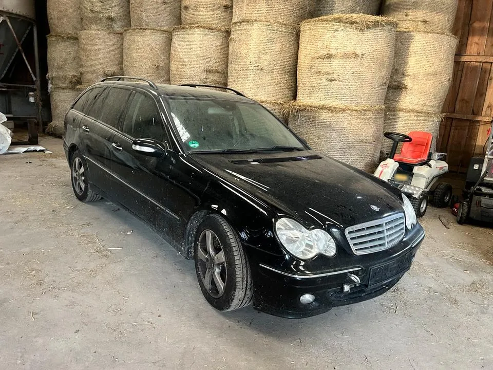 Mercedes-Benz W203