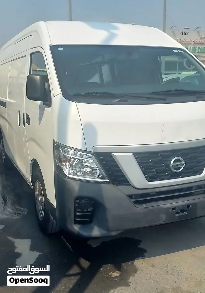 Nissan Urvan 2022 photo 3