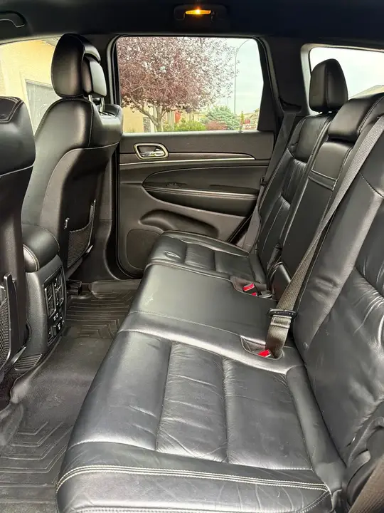 Jeep Grand Cherokee L 2015 photo 2