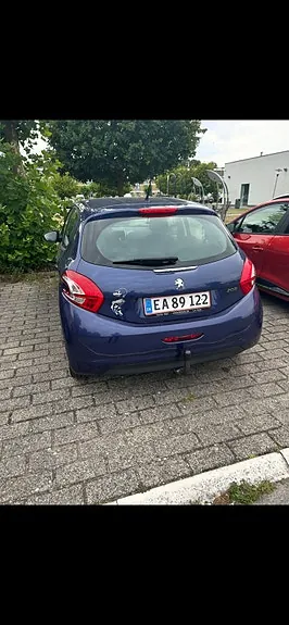 Peugeot 208 2014 photo 3