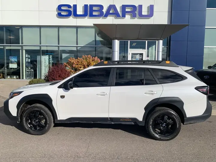 Subaru Outback 2024 photo 2