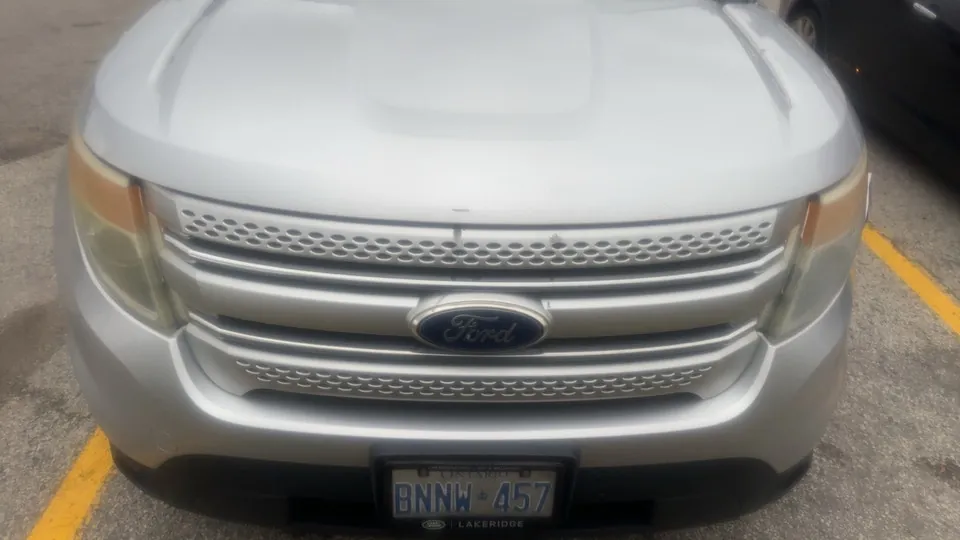 Ford Explorer 2011 photo 4