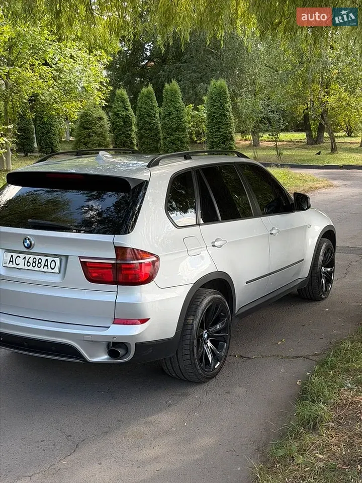 BMW X5 2010 photo 5