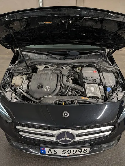 Mercedes-Benz B180 2019 photo 3