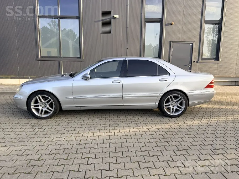Mercedes-Benz S320 2001 photo 2