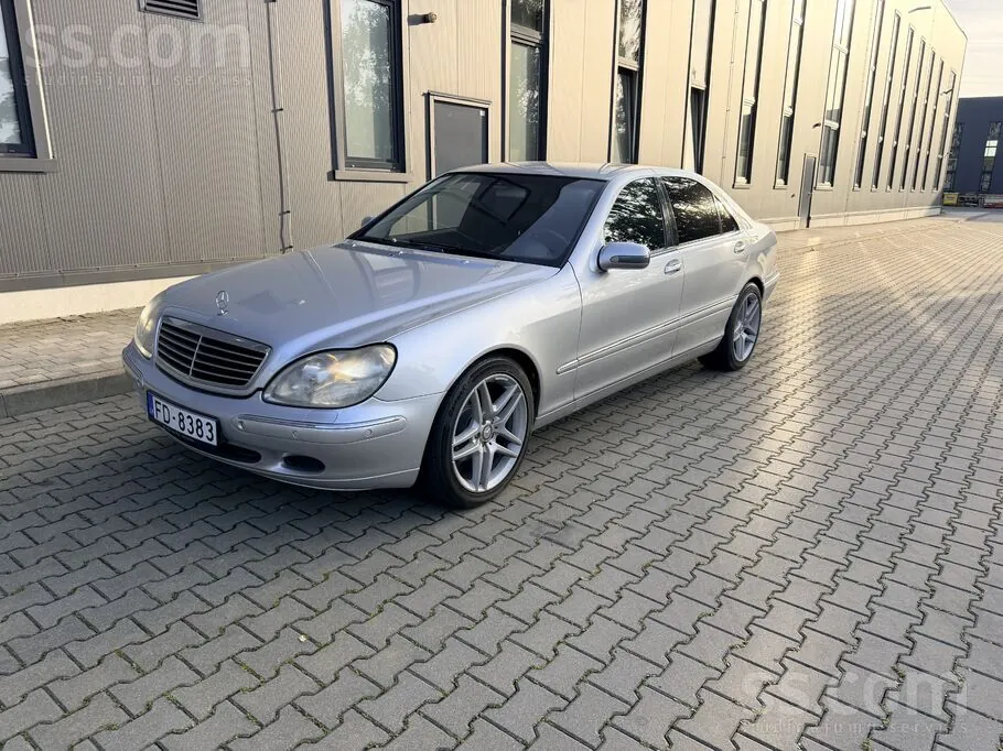 Mercedes-Benz S320