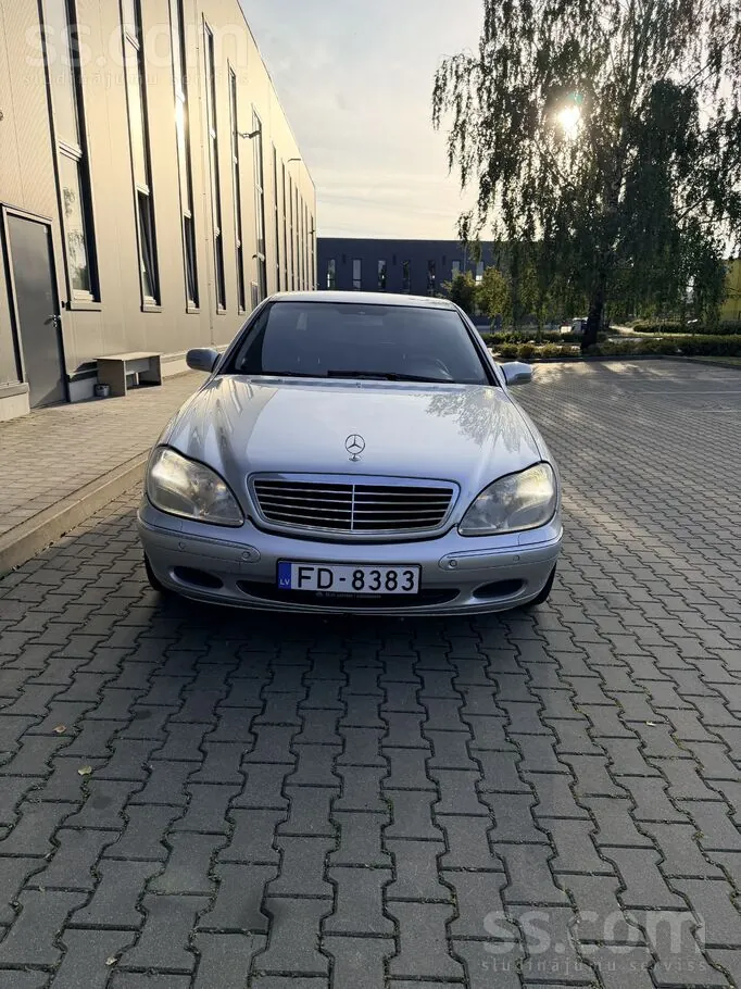 Mercedes-Benz S320 2001 photo 5