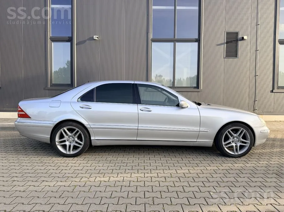 Mercedes-Benz S320 2001 photo 3