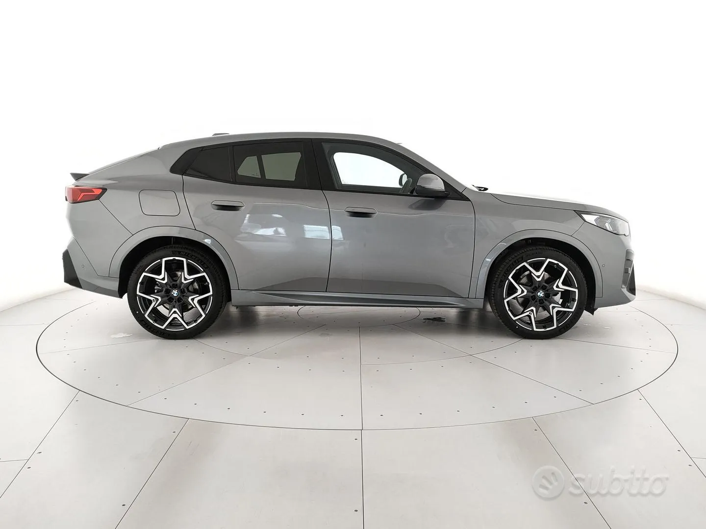 BMW X2 photo 4