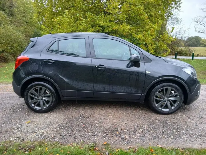 Vauxhall Mokka 2017 photo 2