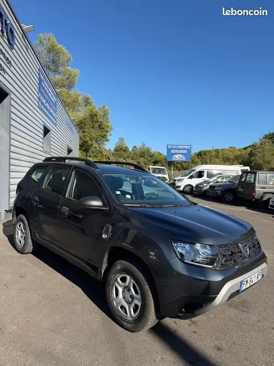 Dacia Duster 2019 photo 2