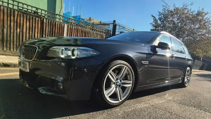 BMW 5 Series 2015 photo 3