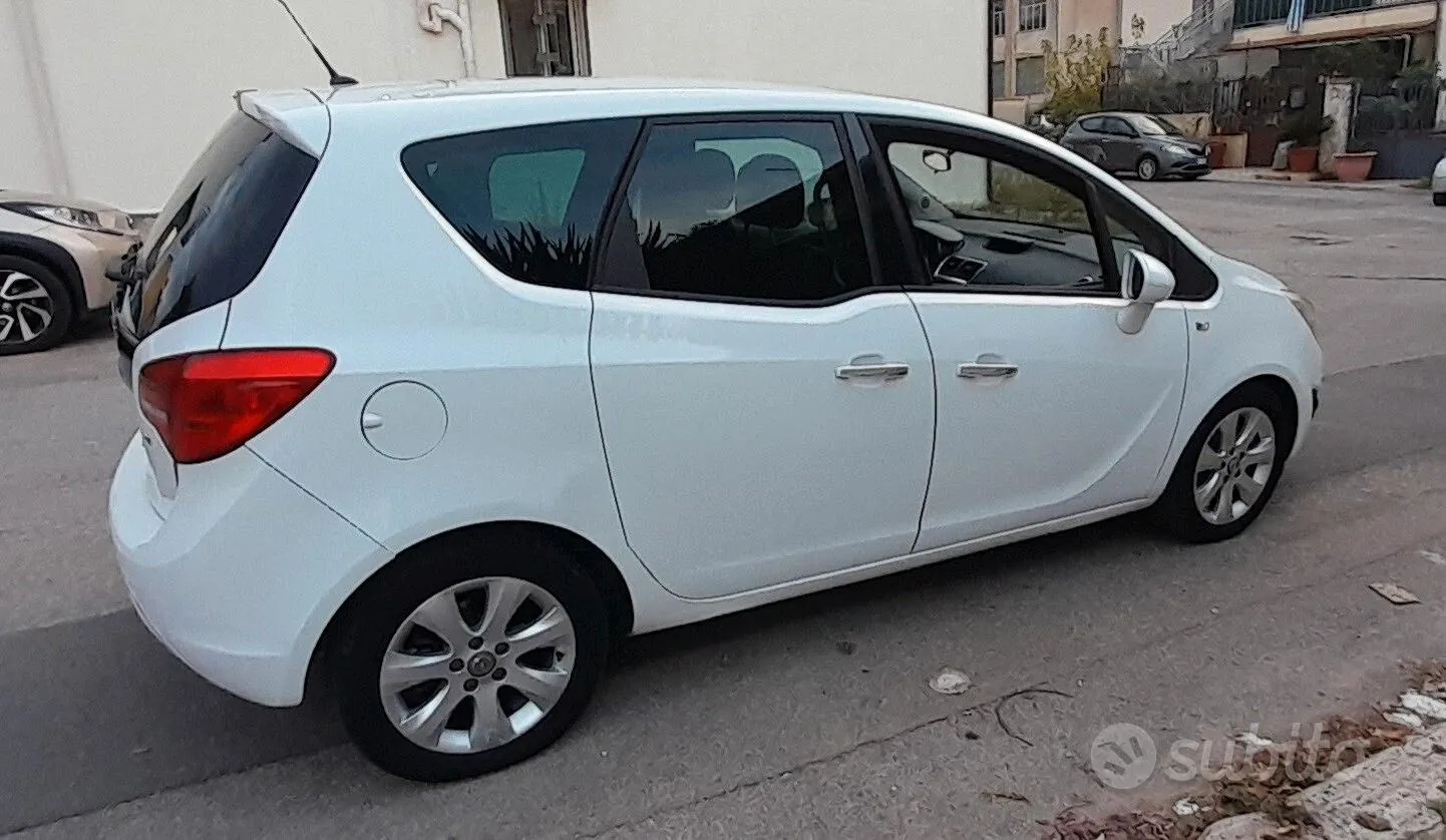Opel Meriva 2011 photo 3
