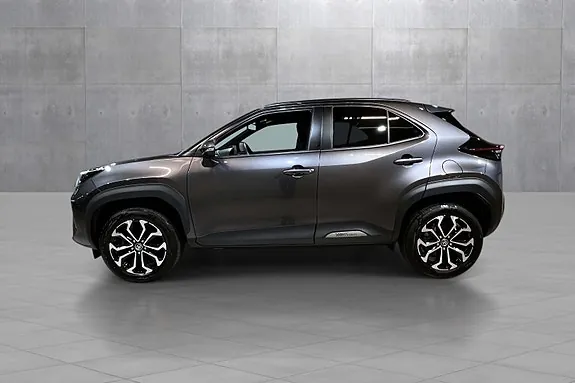 Toyota Yaris Cross 2024 photo 2