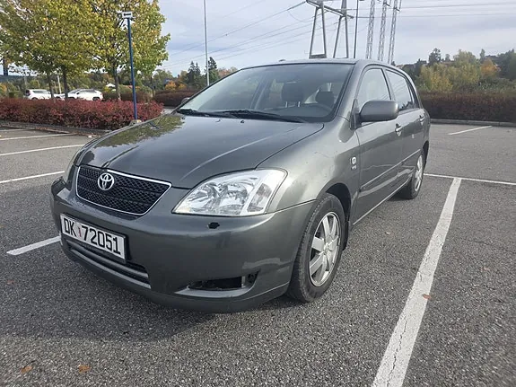 Toyota Corolla 2004 photo 2
