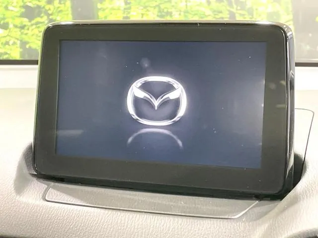 Mazda Demio 2017 photo 3