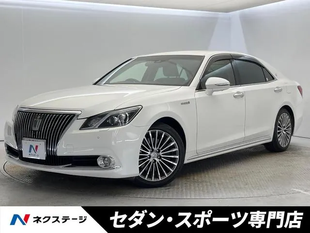 Toyota Crown Majesta