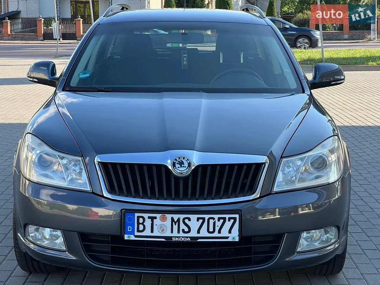 Skoda Octavia 2010 photo 4