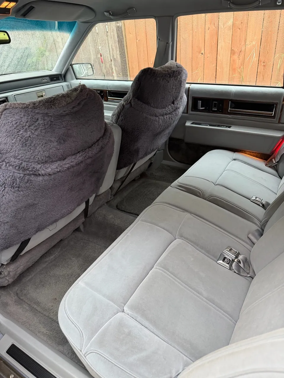 Cadillac Deville 1990 photo 4
