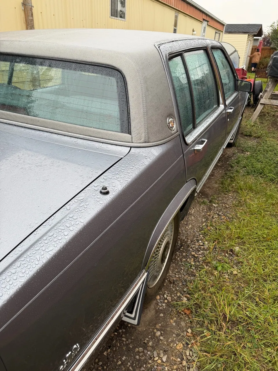 Cadillac Deville 1990 photo 2
