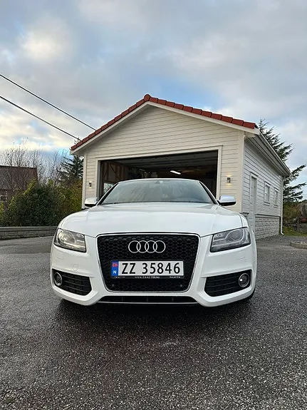 Audi S5 2011 photo 3