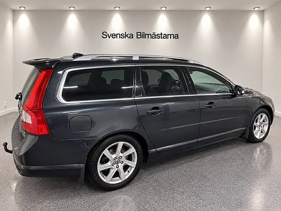 Volvo V70 2011 photo 5