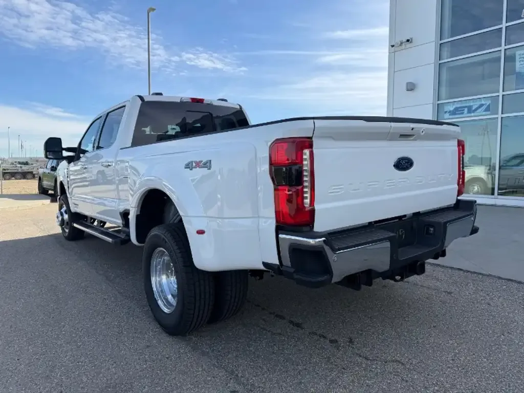Ford F350 2026 photo 5