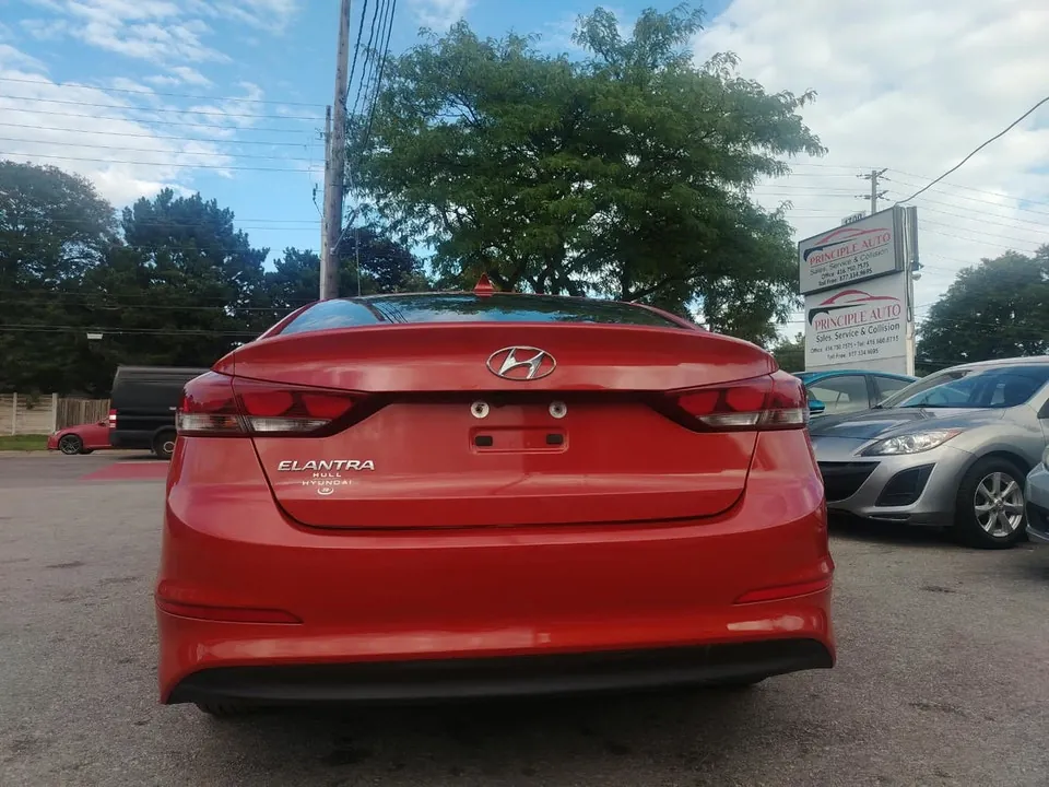 Hyundai Elantra 2018 photo 4