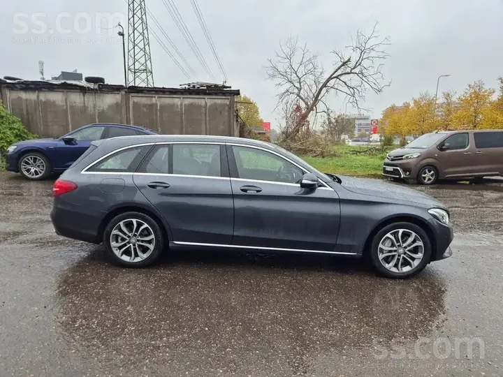 Mercedes-Benz C350 E 2015 photo 5