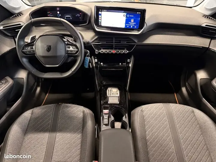 Peugeot 208 2025 photo 3