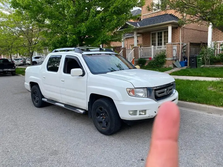 Honda Ridgeline 2011 photo 3