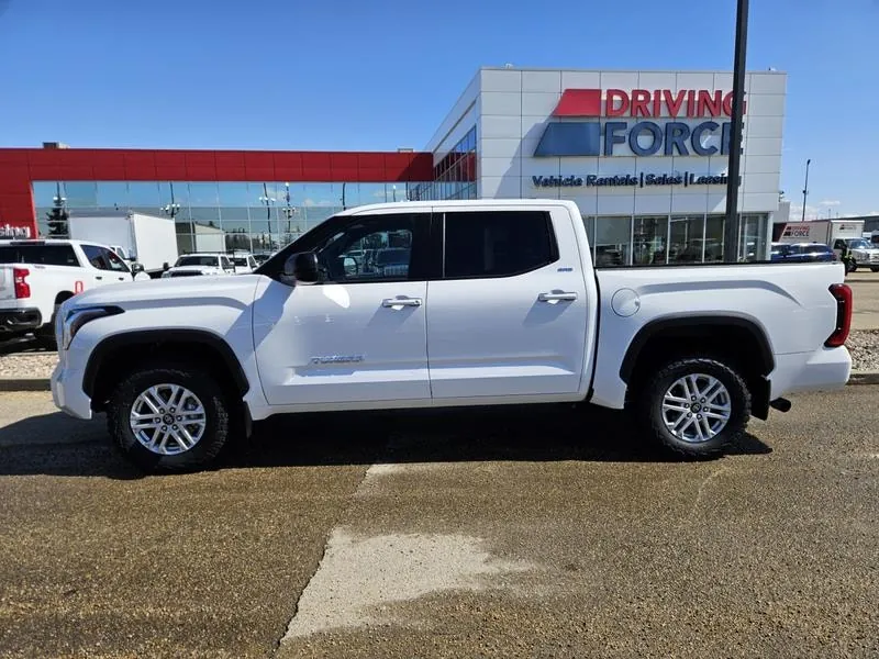 Toyota Tundra 2025 photo 2
