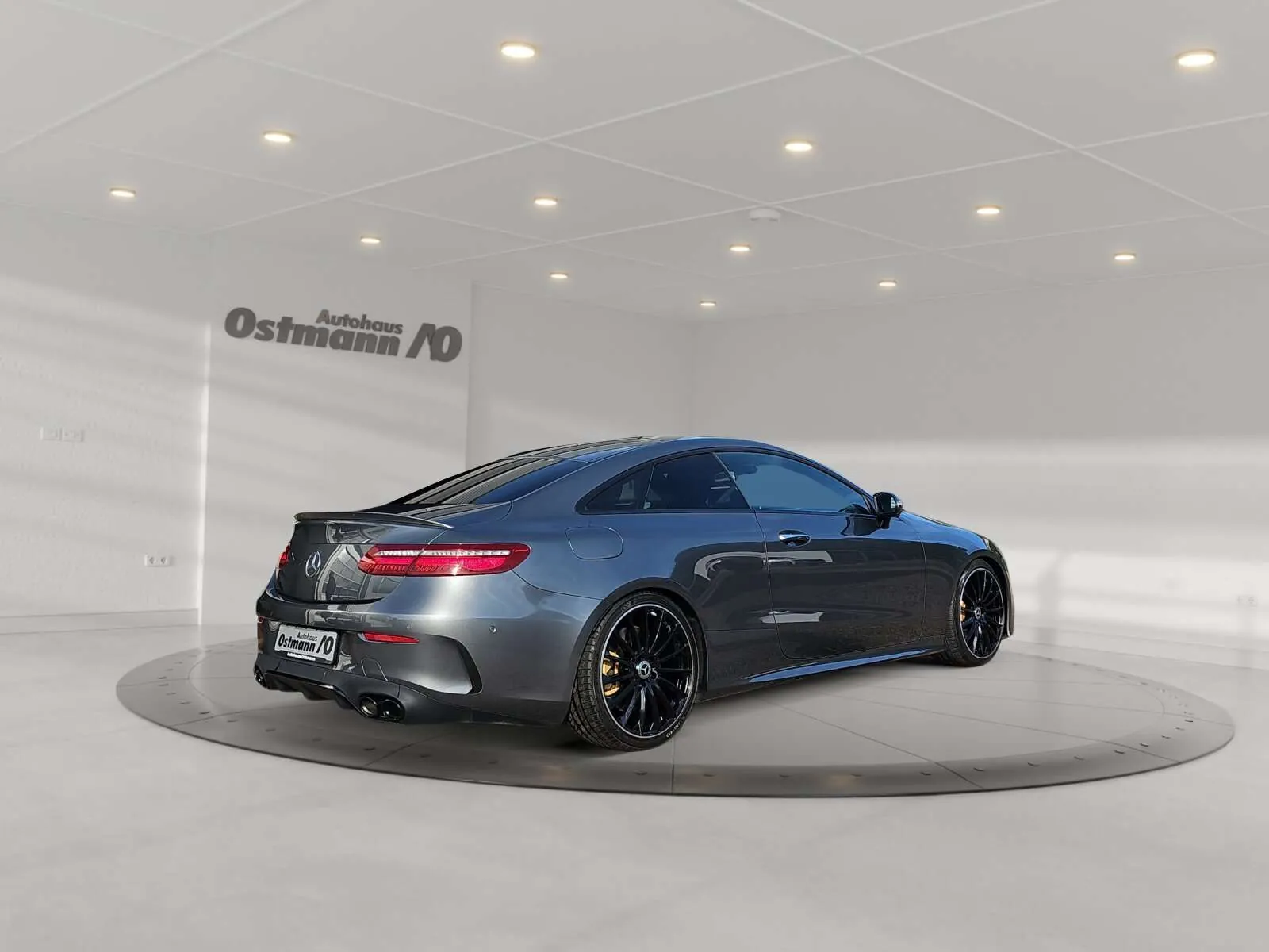 Mercedes-Benz E 400 2017 photo 4