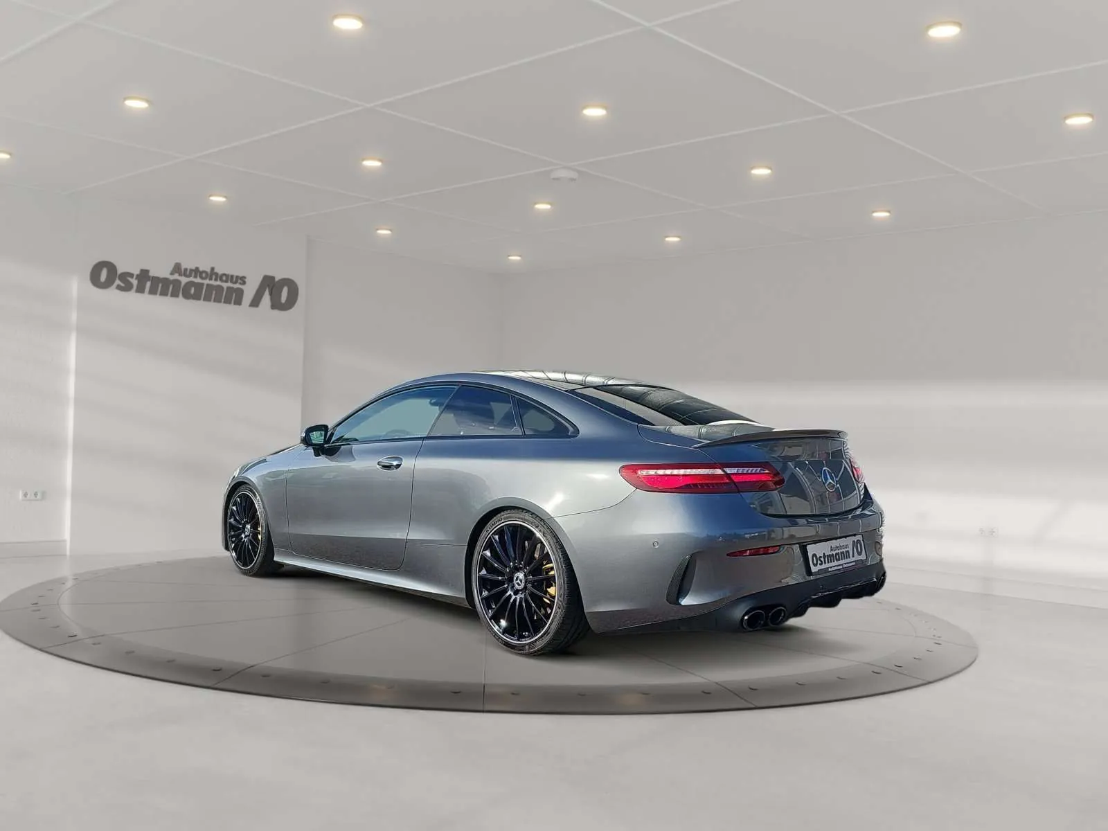 Mercedes-Benz E 400 2017 photo 3