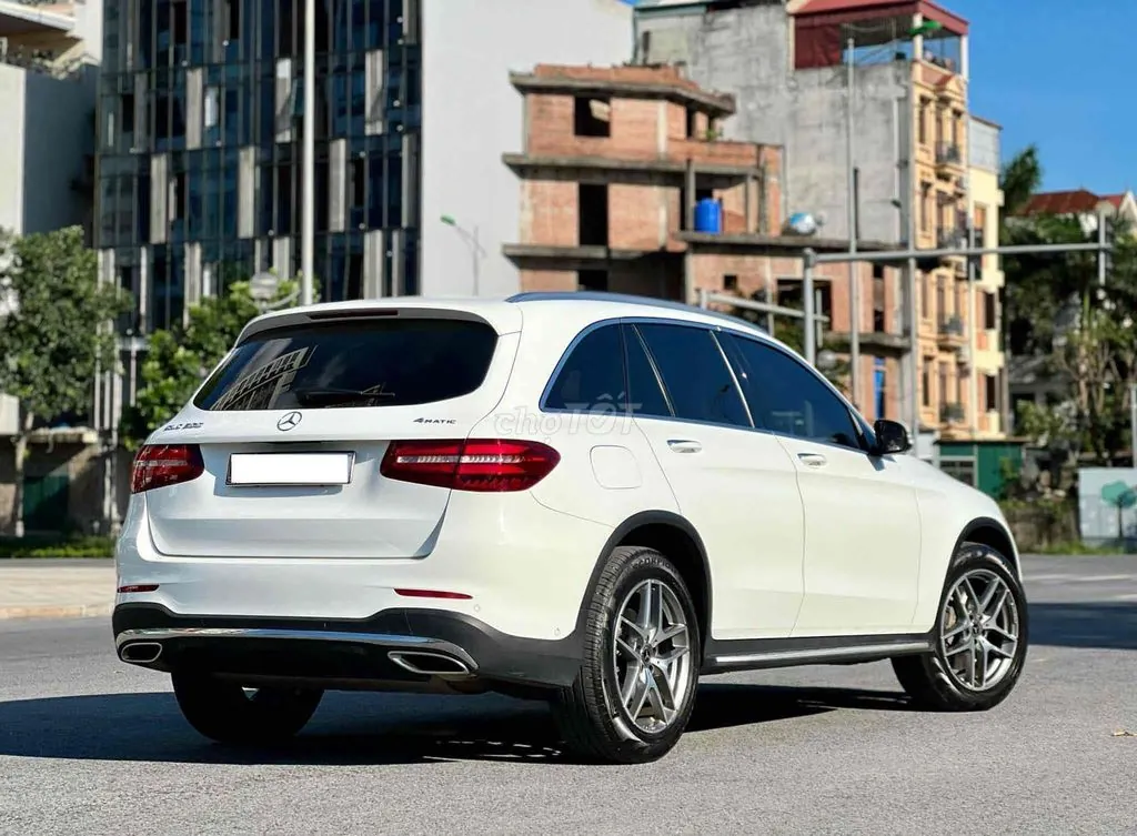 Mercedes-Benz Glc 2018 photo 2