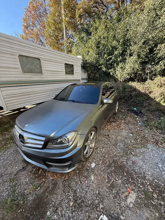 Mercedes-Benz C-Class 2012 photo 2