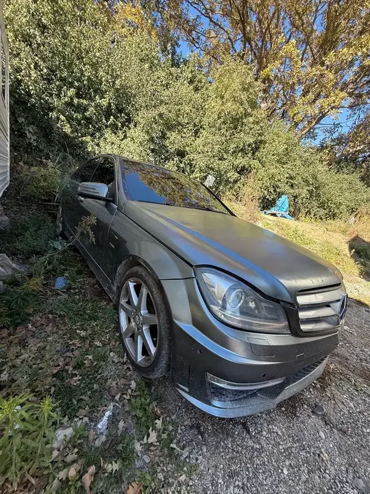 Mercedes-Benz C-Class 2012 photo 3