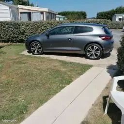 Volkswagen Scirocco 2011 photo 2