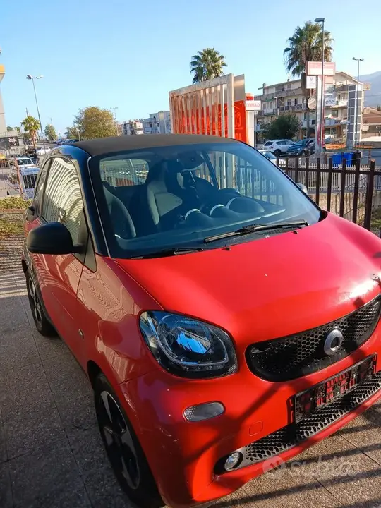 Smart Fortwo 2019 photo 2