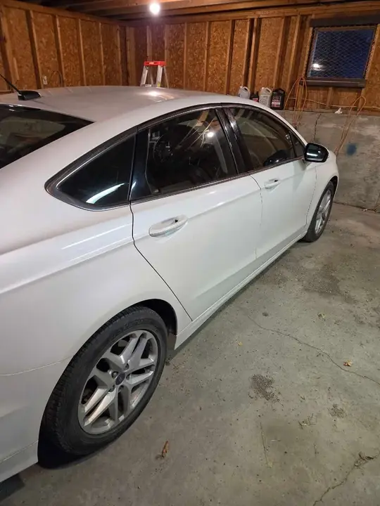 Ford Fusion 2013 photo 2