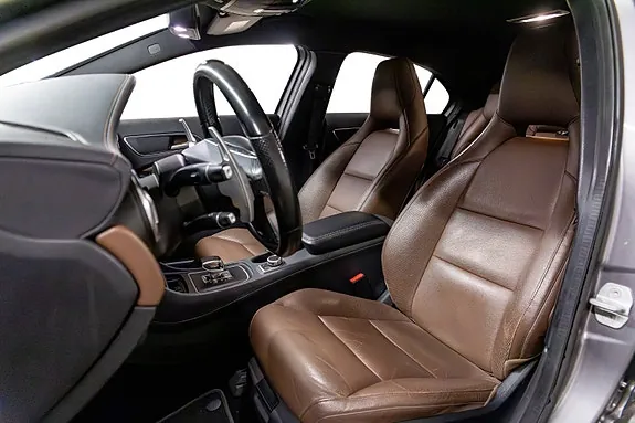 Mercedes-Benz A45 2015 photo 3
