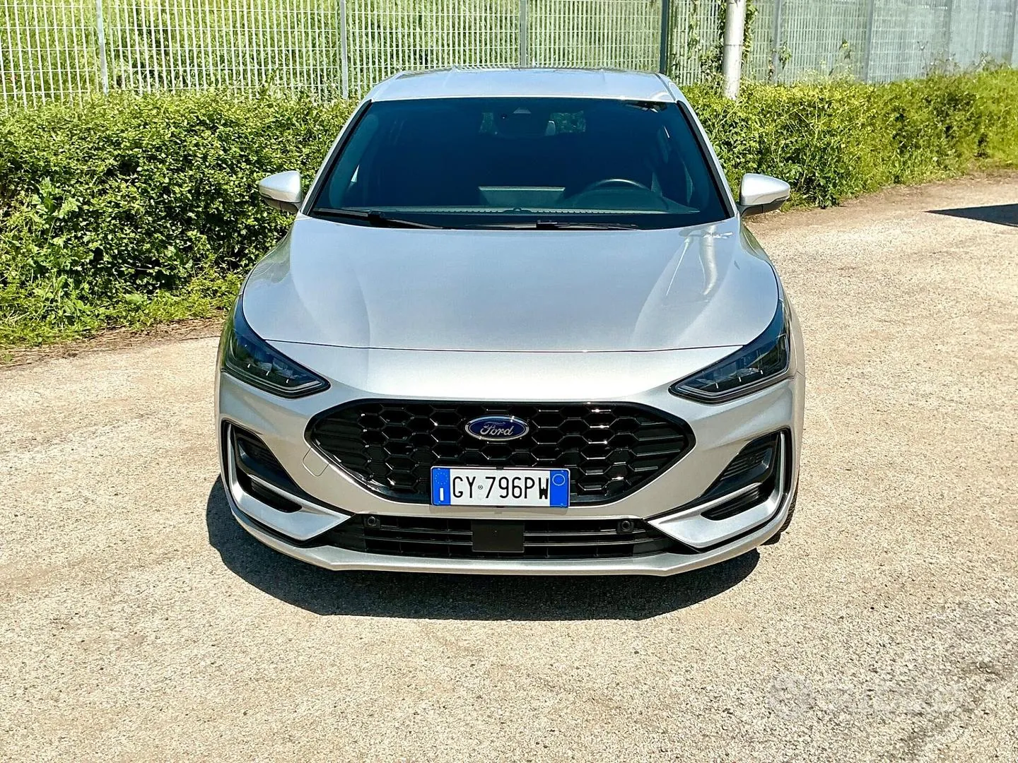 Ford Focus 2025 photo 2