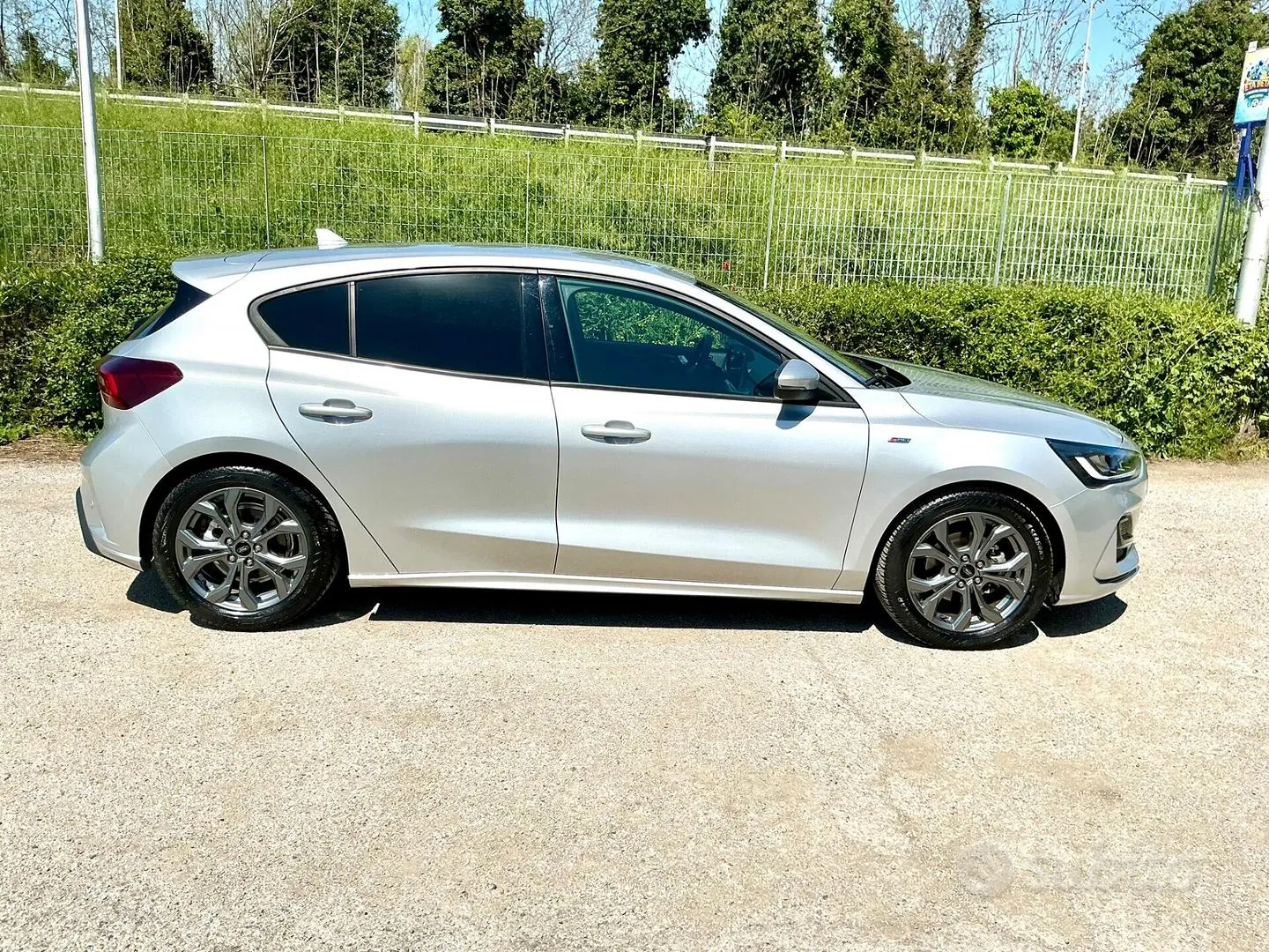 Ford Focus 2025 photo 3