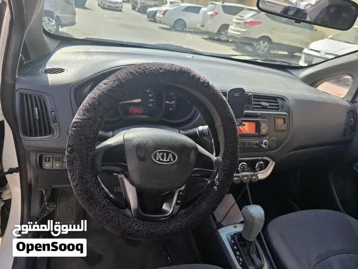 Kia Rio 2014 photo 2