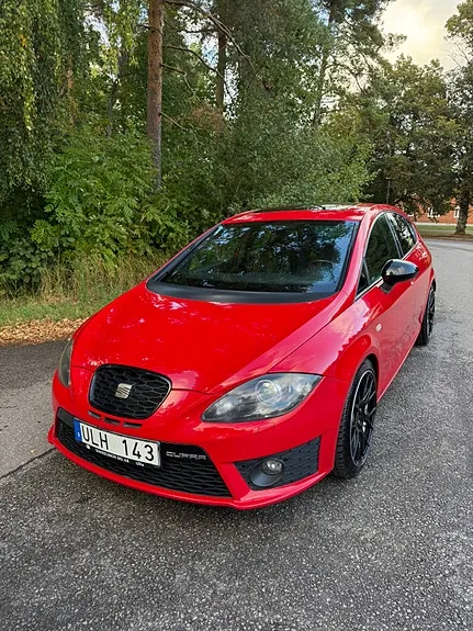 Seat Leon 2012 photo 2