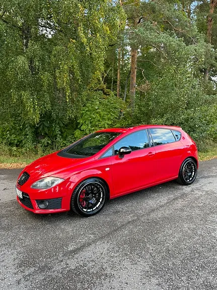Seat Leon 2012 photo 4
