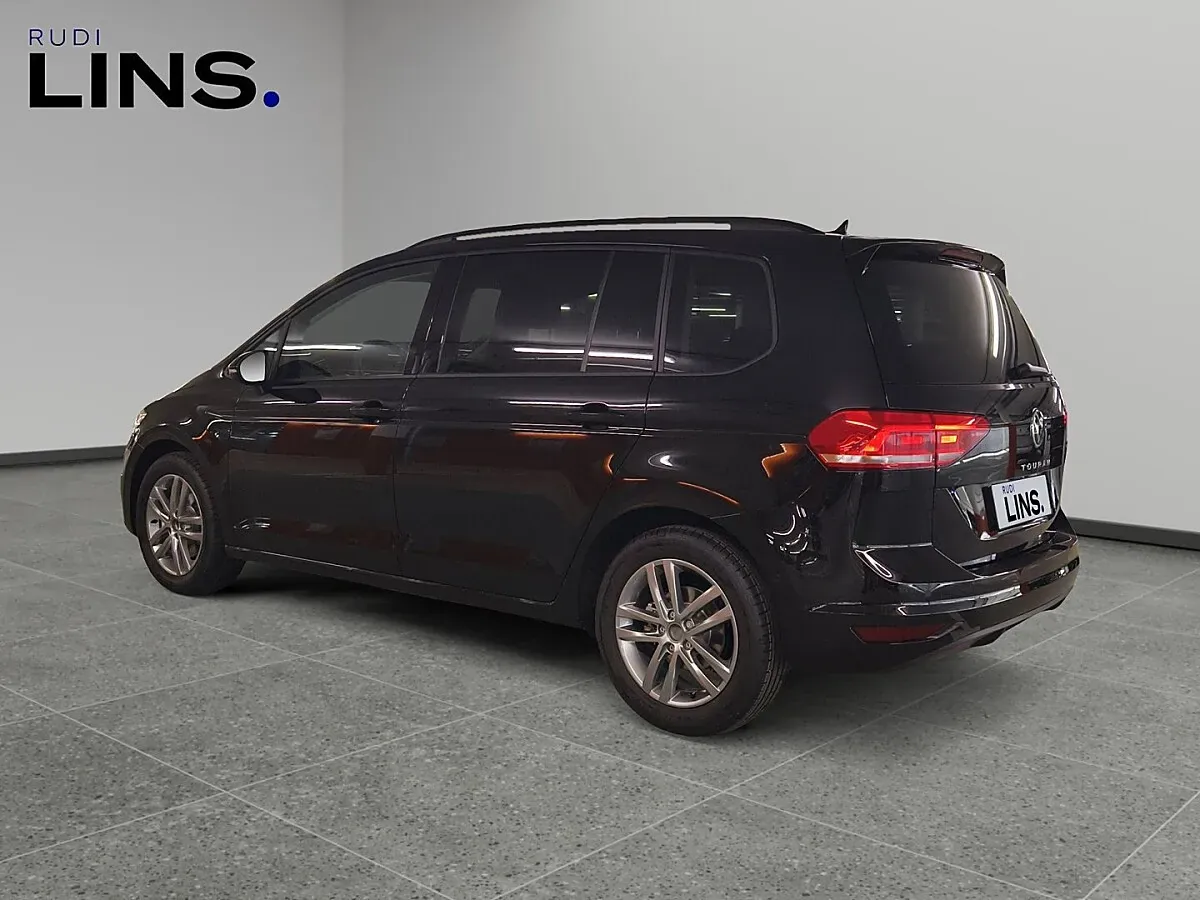 Volkswagen Touran 2026 photo 3