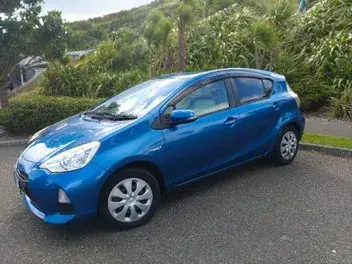 Toyota Aqua 2014 photo 4